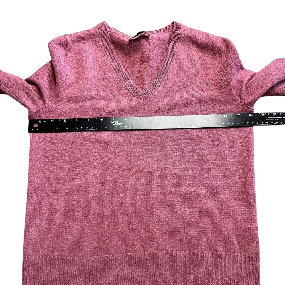 Quince Mongolian Cashmere V-Neck Sweater Magenta Pink Heather Small - Picture 6 of 9